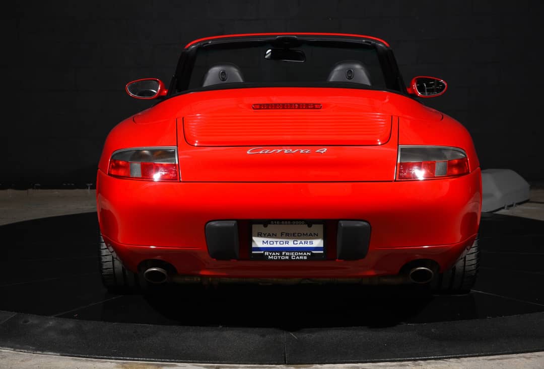 2000 Porsche 911 Carrera 4 — photo 11