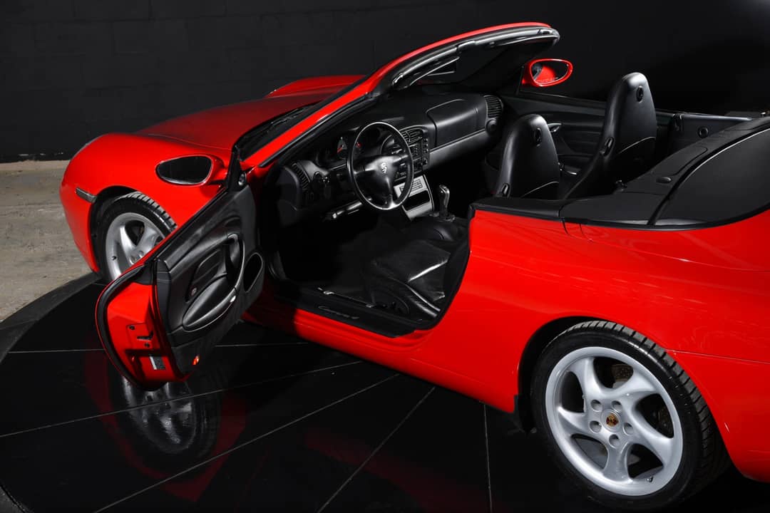 2000 Porsche 911 Carrera 4 — photo 17