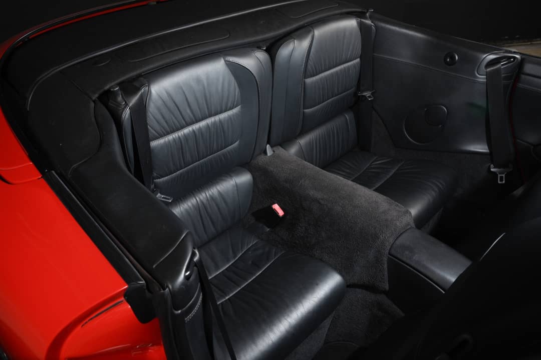 2000 Porsche 911 Carrera 4 — photo 23