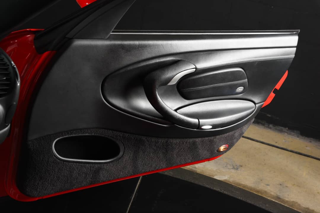 2000 Porsche 911 Carrera 4 — photo 27