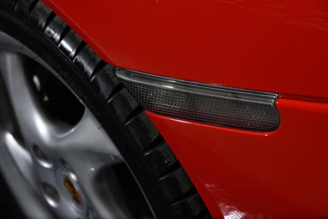 2000 Porsche 911 Carrera 4 — photo 31