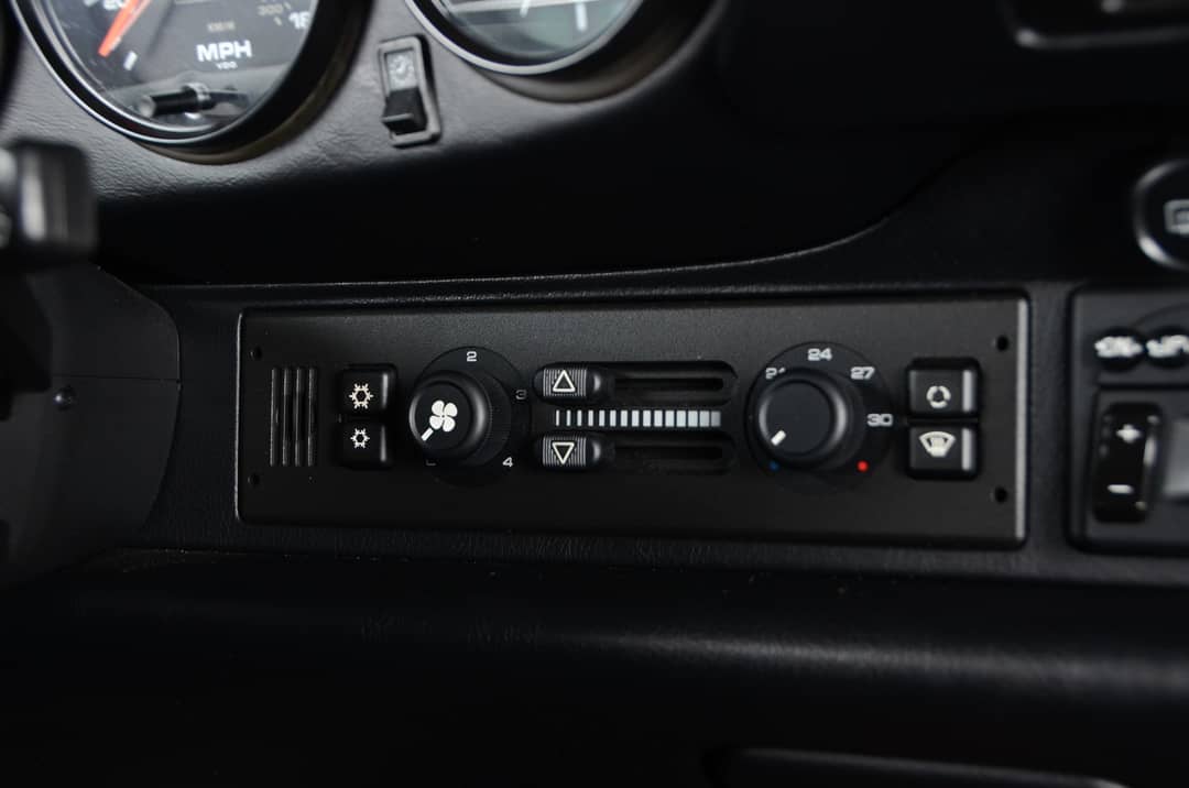 1997 Porsche 911 Carrera — photo 36