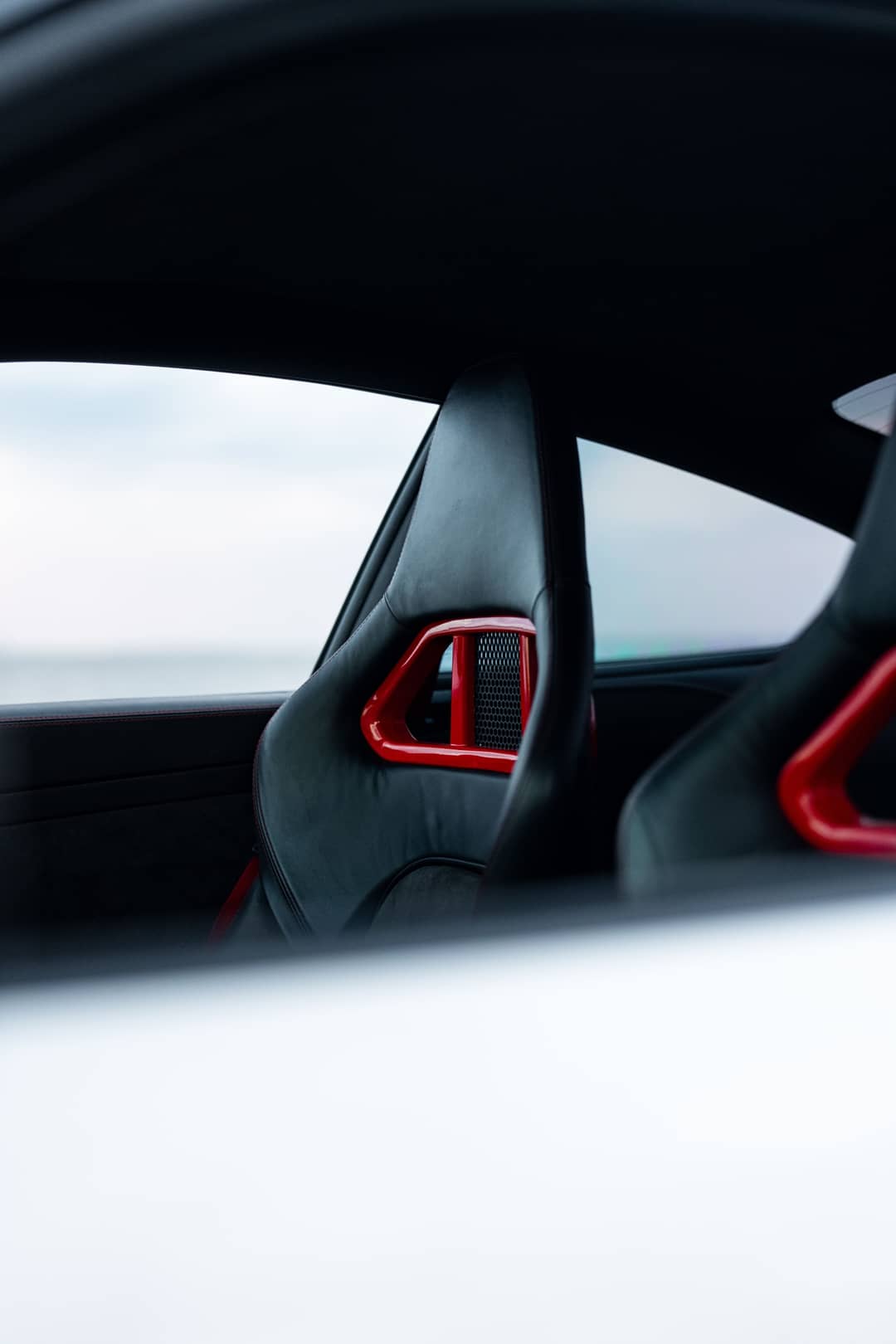 2010 Porsche 911 GT3 RS — photo 8