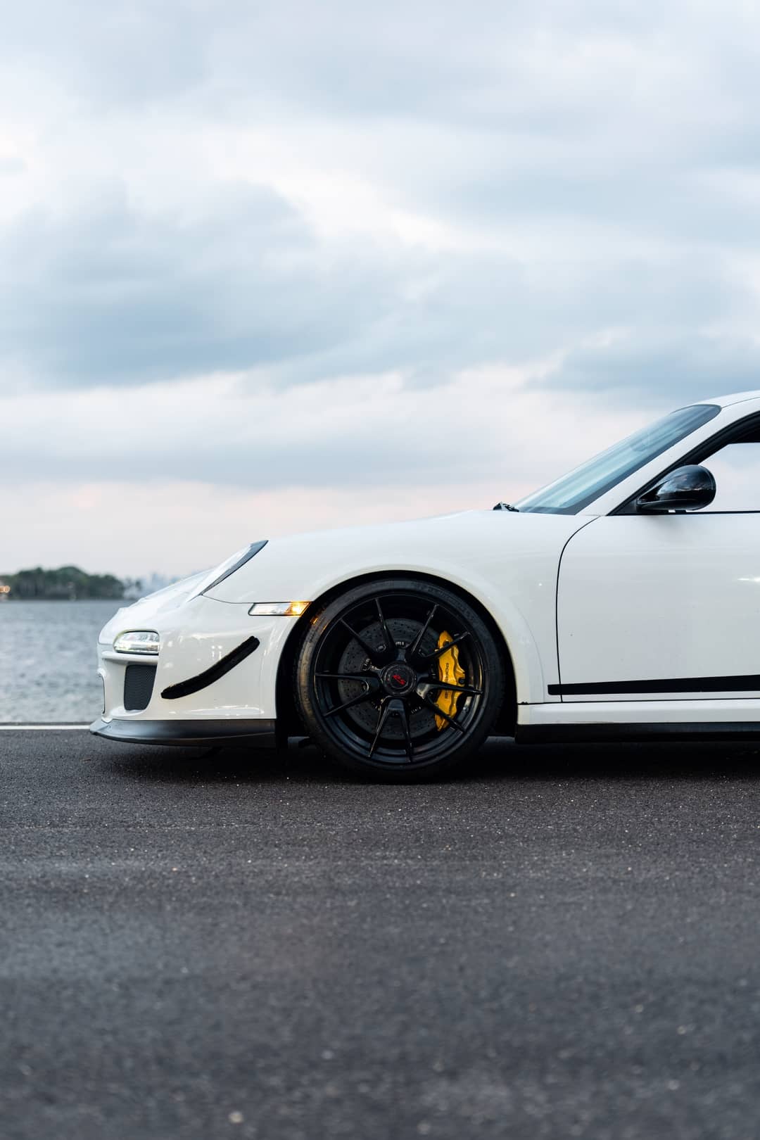 2010 Porsche 911 GT3 RS — photo 20