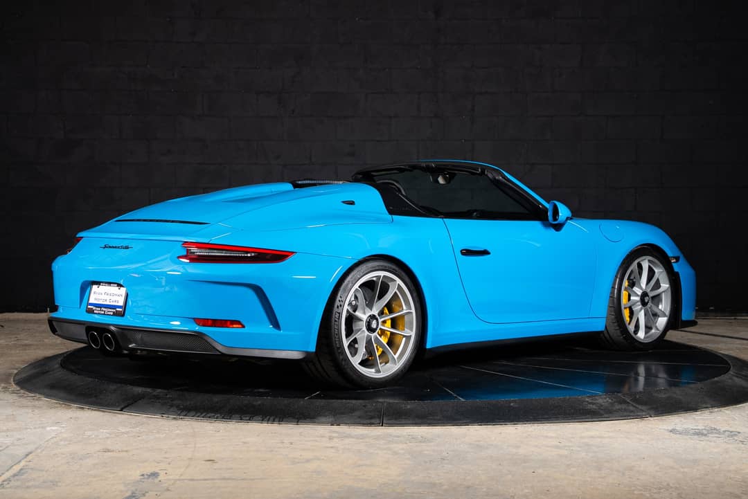2019 Porsche 911 Speedster — photo 2