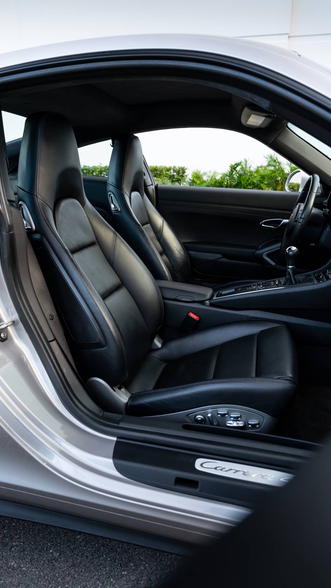 2013 Porsche 911 Carrera 4S — photo 13