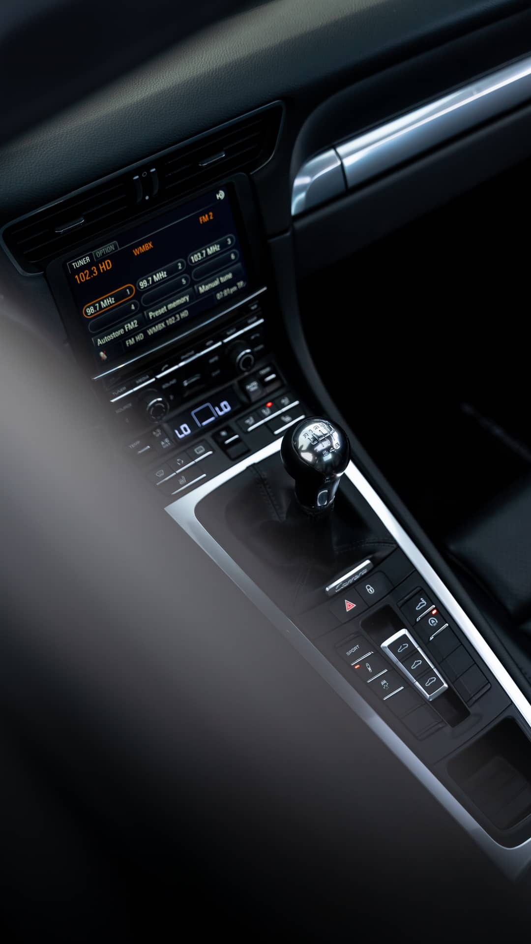 2013 Porsche 911 Carrera 4S — photo 16