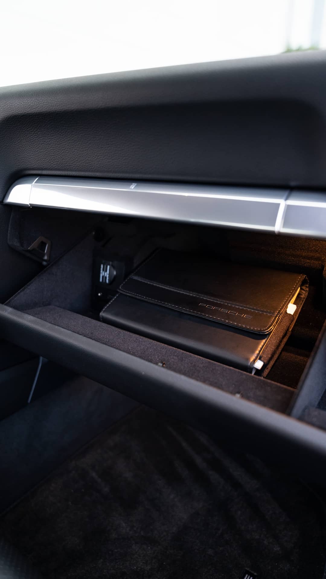 2013 Porsche 911 Carrera 4S — photo 19