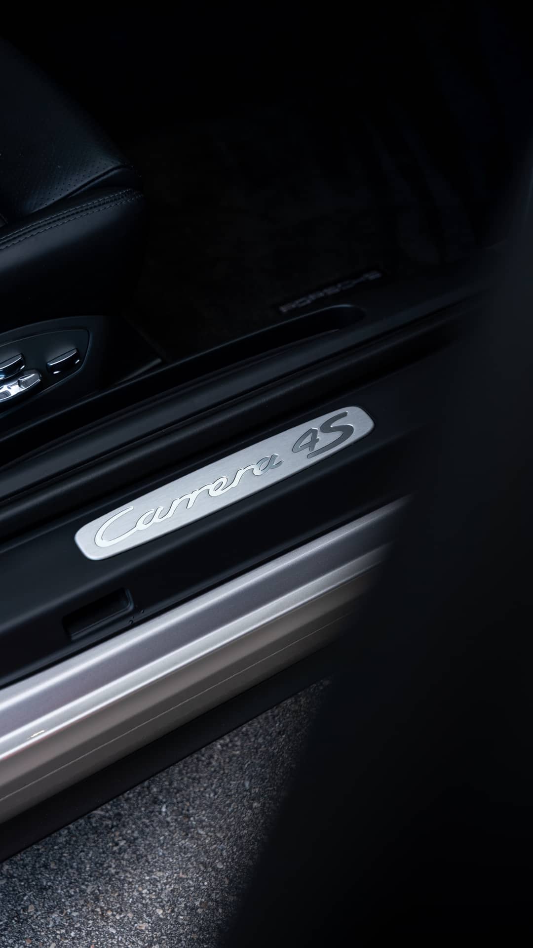 2013 Porsche 911 Carrera 4S — photo 37