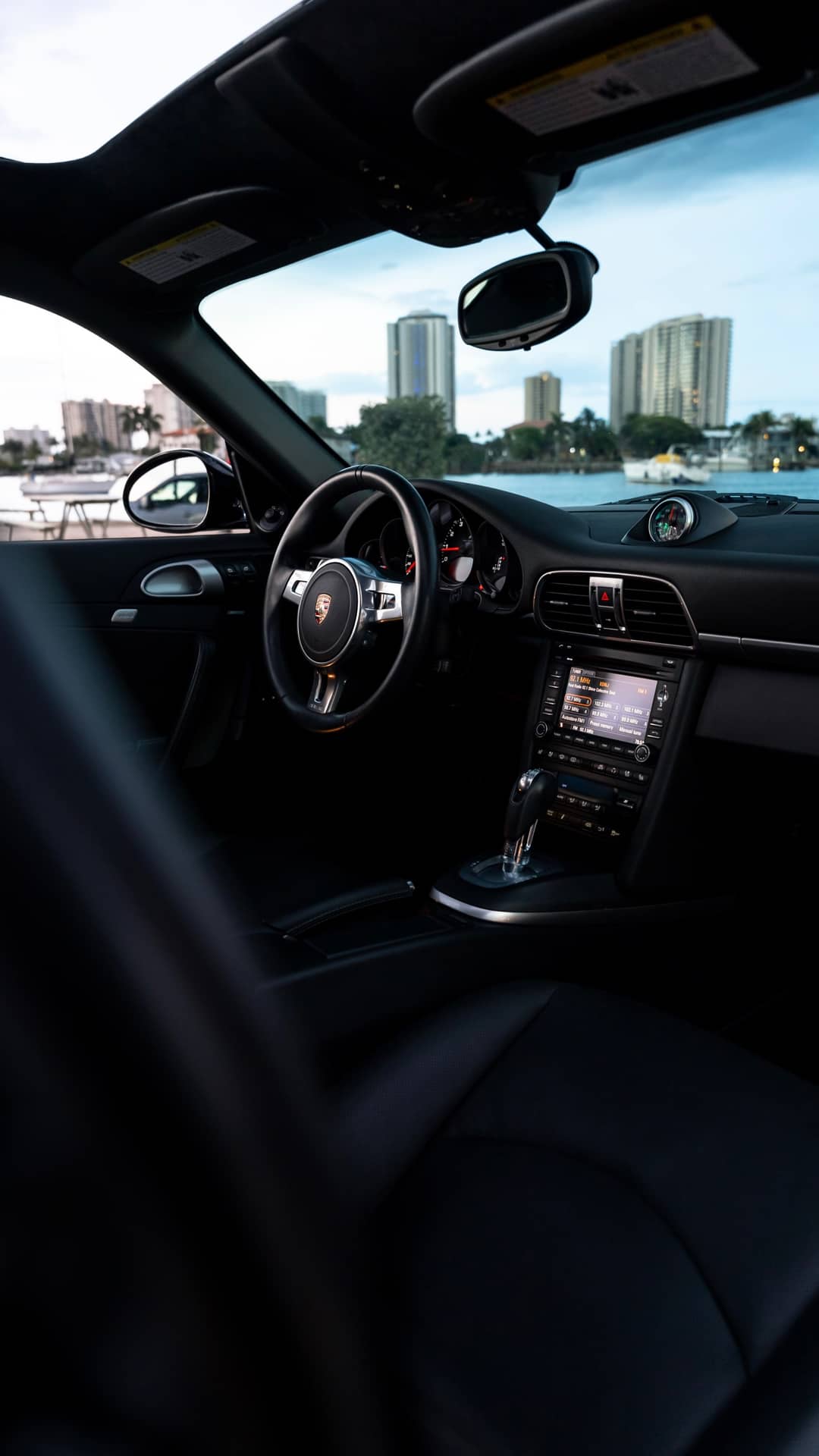 2012 Porsche 911 Carrera 4 GTS — photo 8