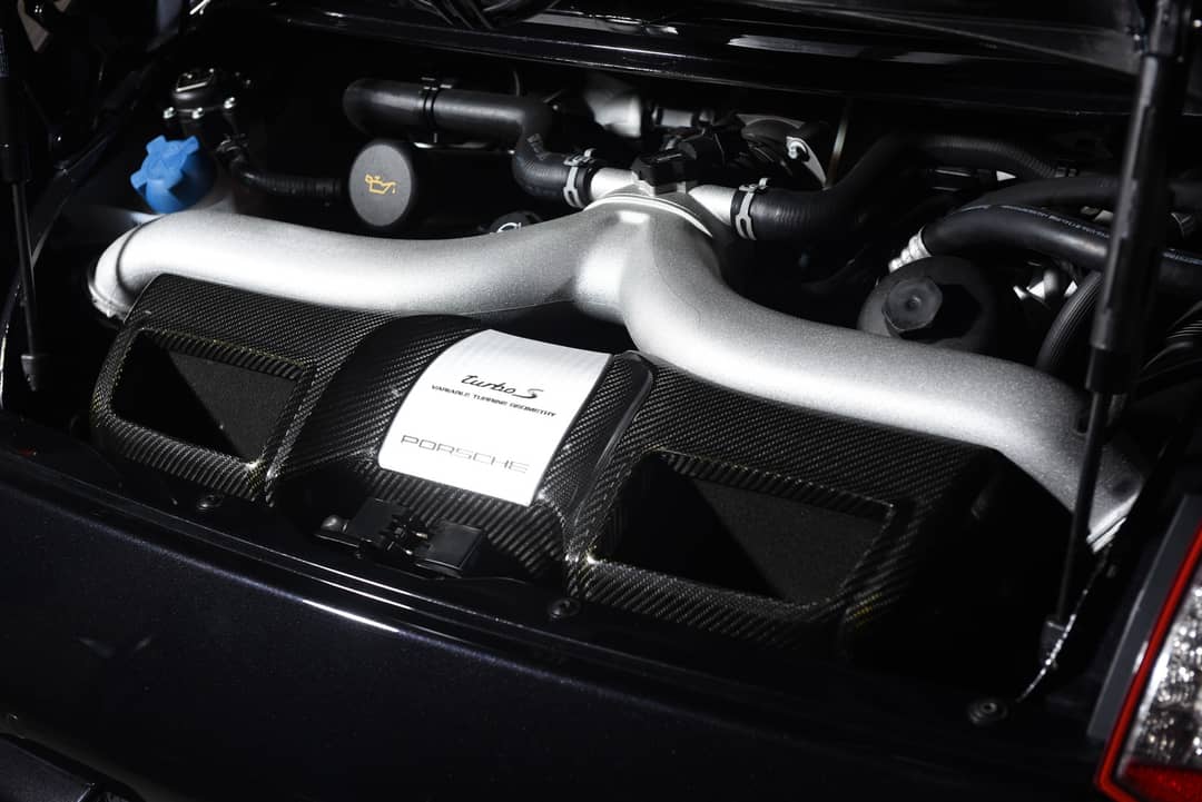 2012 Porsche 911 Turbo S — photo 16