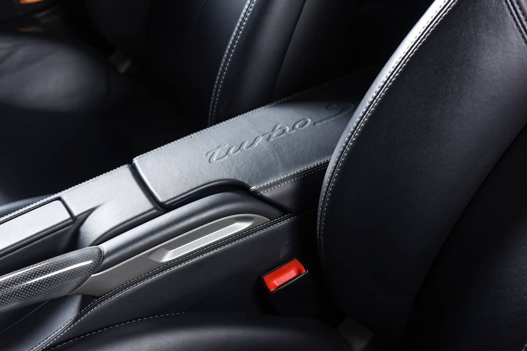 2012 Porsche 911 Turbo S — photo 31