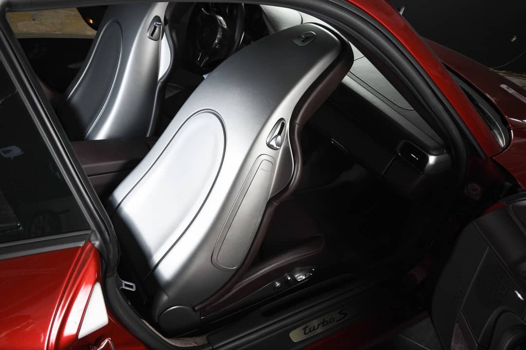 2011 Porsche 911 Turbo S — photo 27