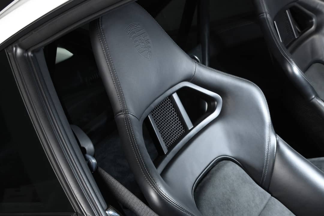 2011 Porsche 911 GT2 RS — photo 23