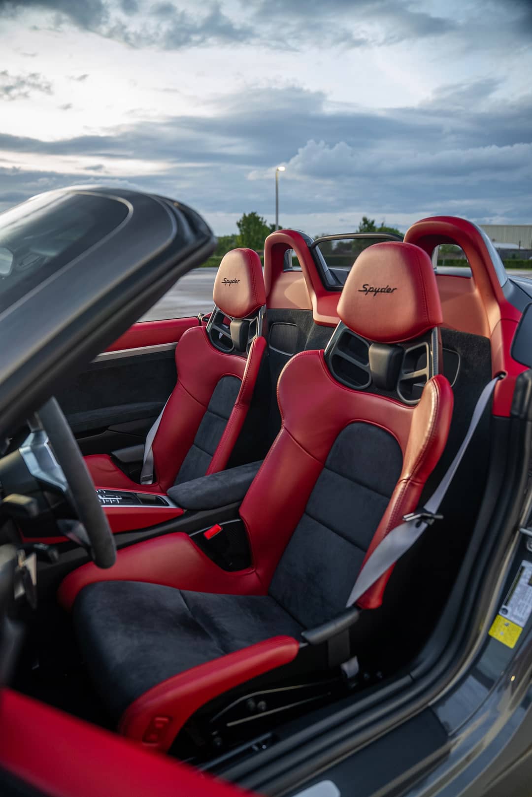 2016 Porsche Boxster Spyder — photo 17