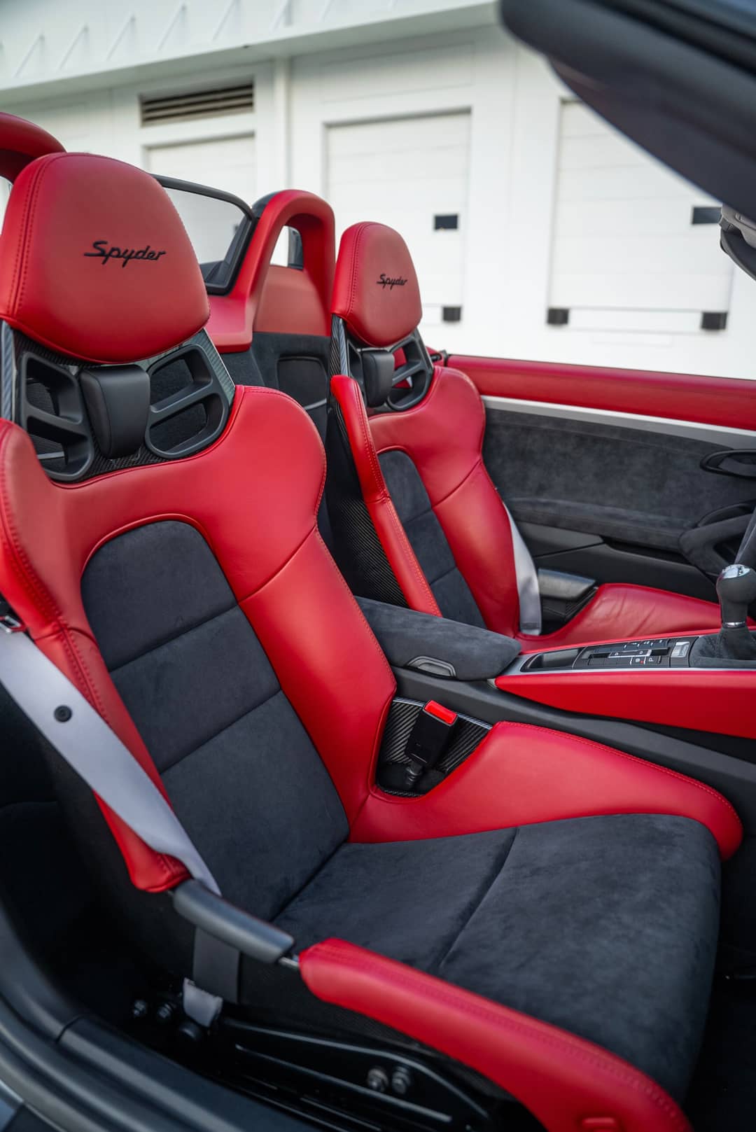 2016 Porsche Boxster Spyder — photo 23