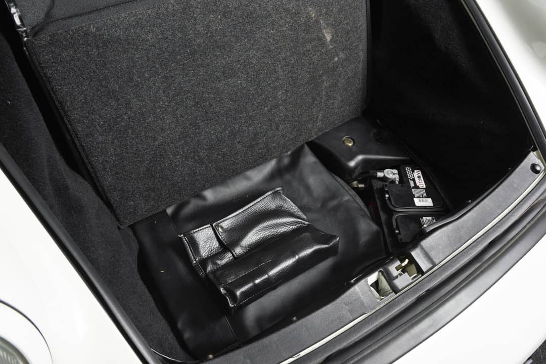 1991 Porsche 911 Carrera 2 — photo 30