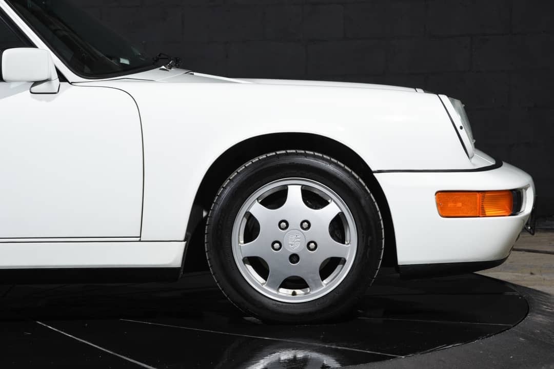 1991 Porsche 911 Carrera 2 — photo 32