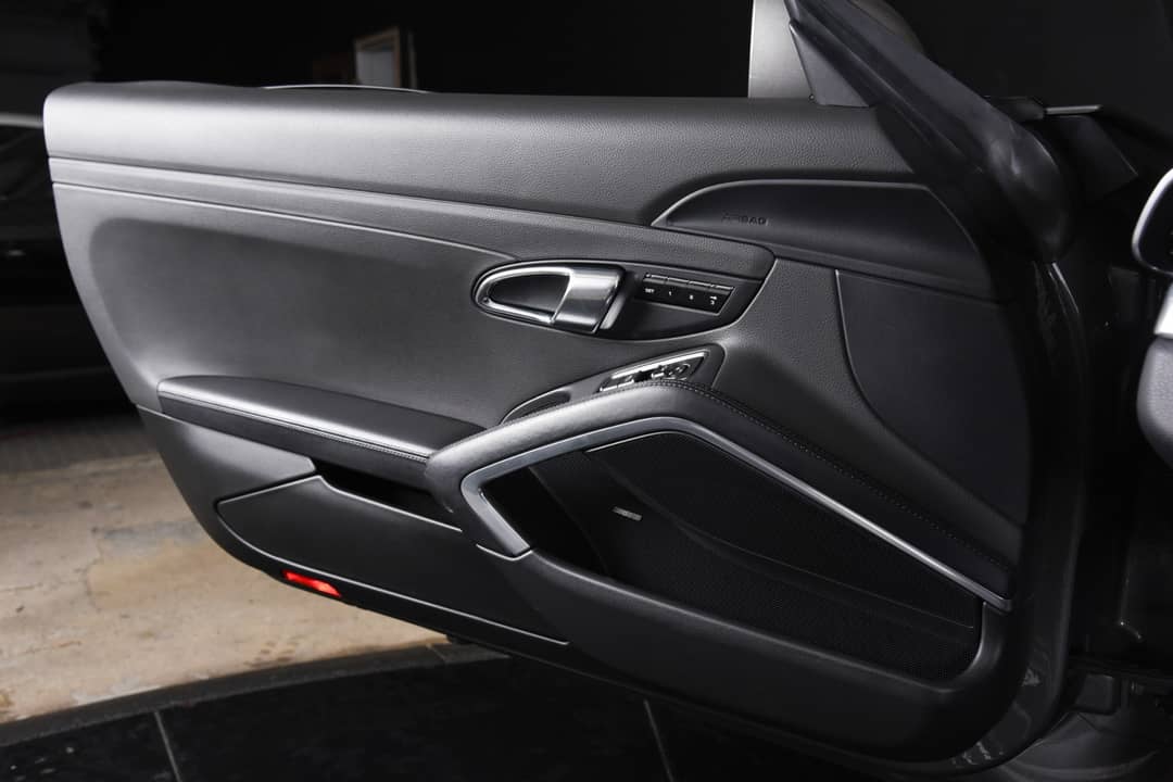 2013 Porsche 911 Carrera 4S — photo 15