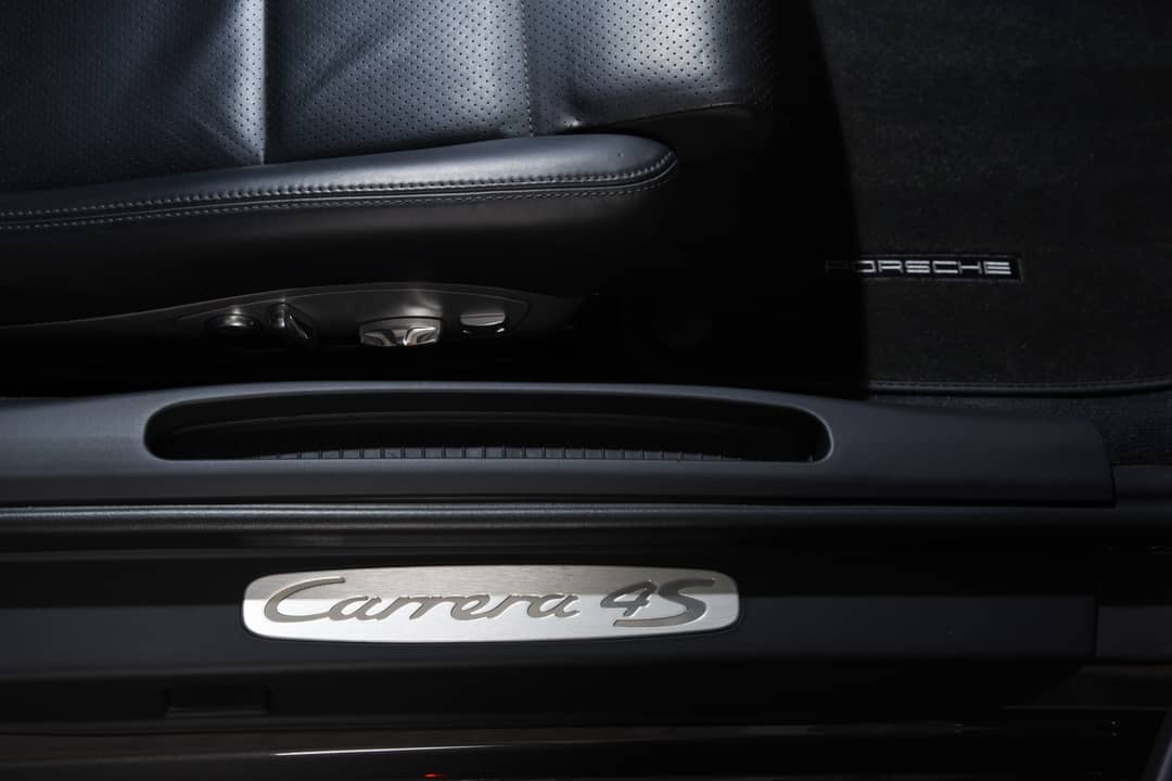 2013 Porsche 911 Carrera 4S — photo 31