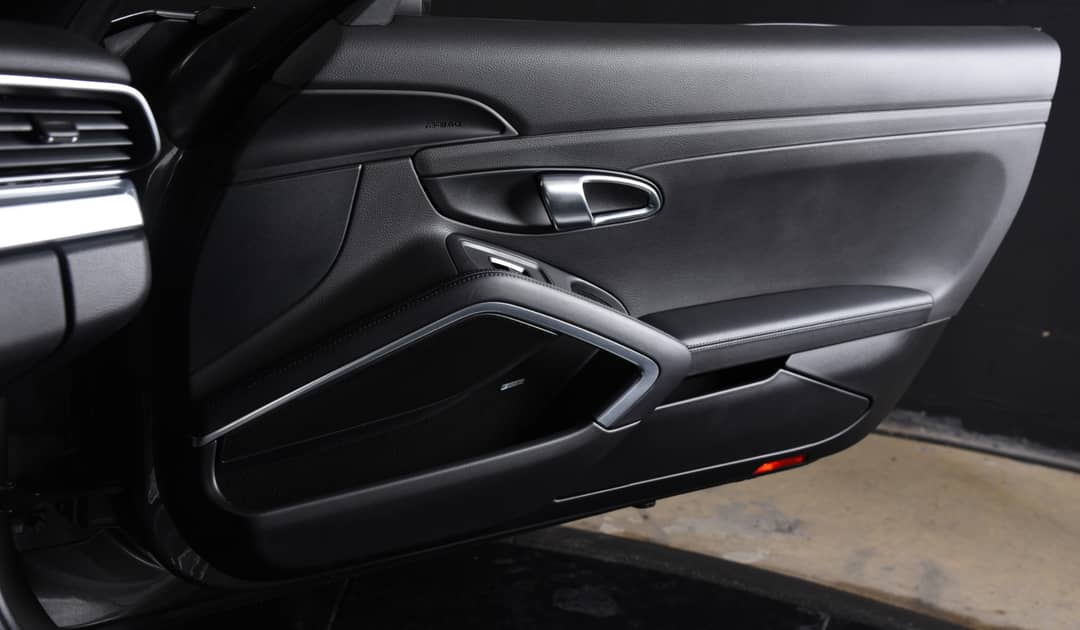 2013 Porsche 911 Carrera 4S — photo 32