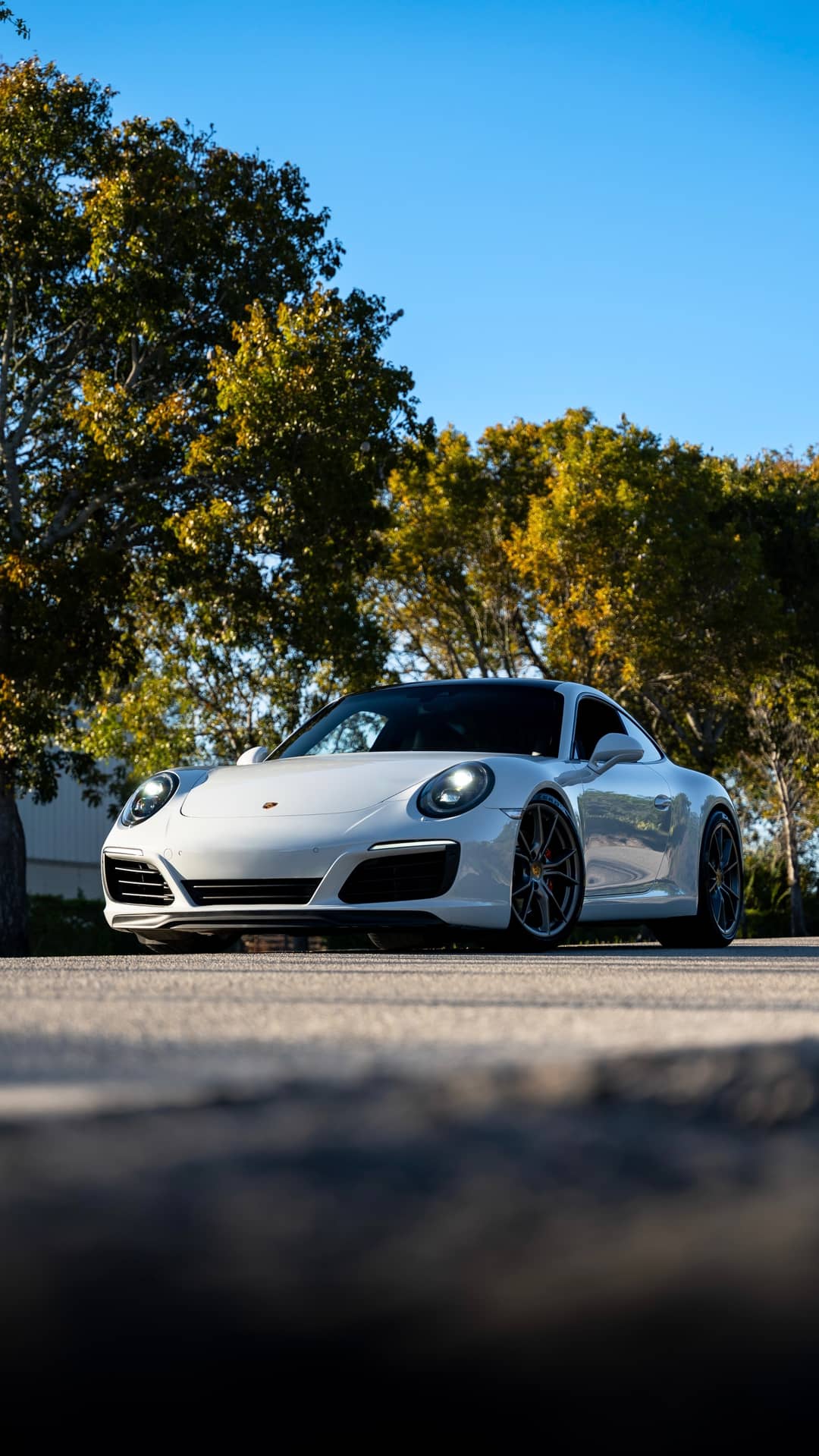 2017 Porsche 911 Carrera S — photo 2