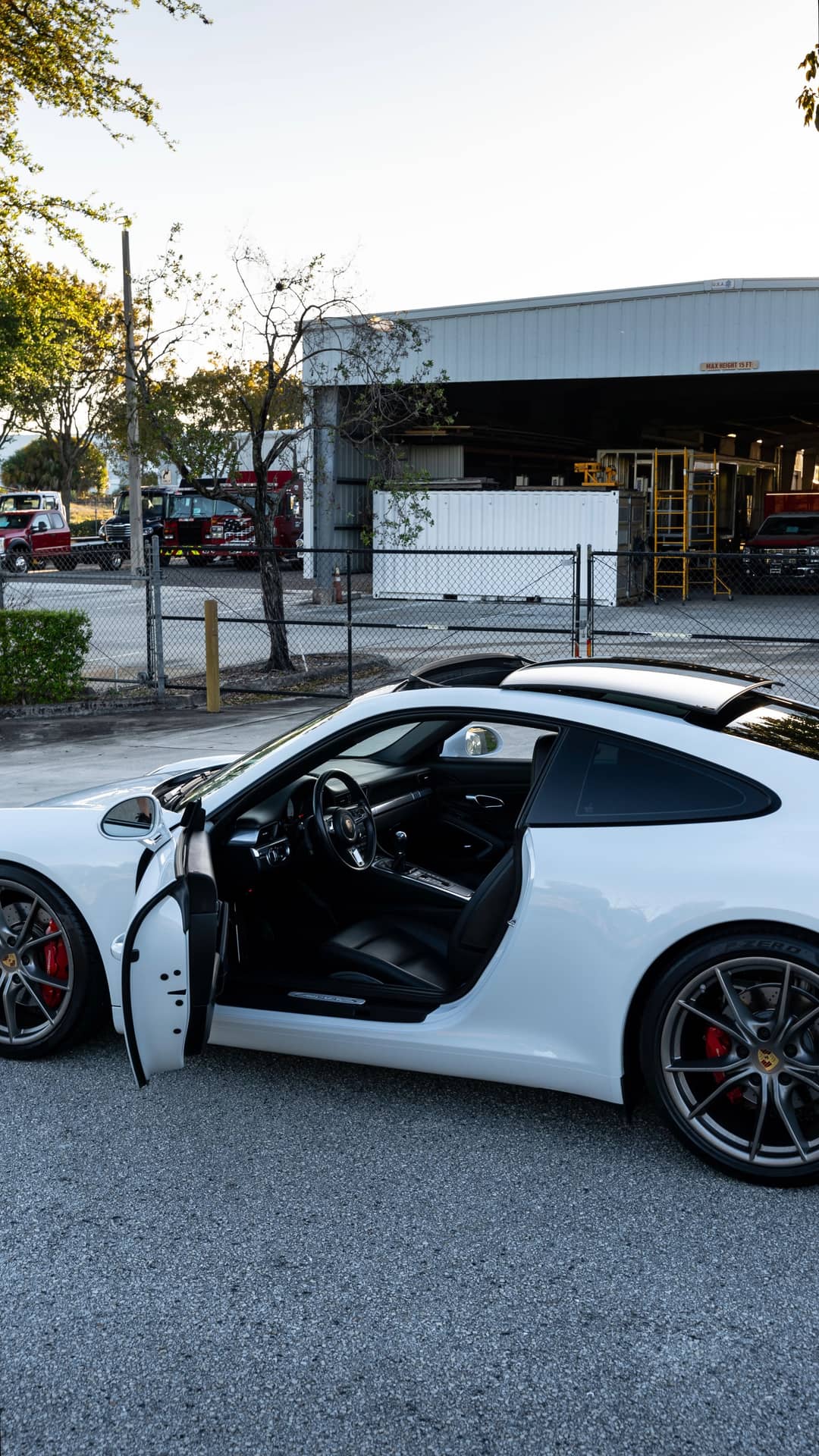 2017 Porsche 911 Carrera S — photo 14