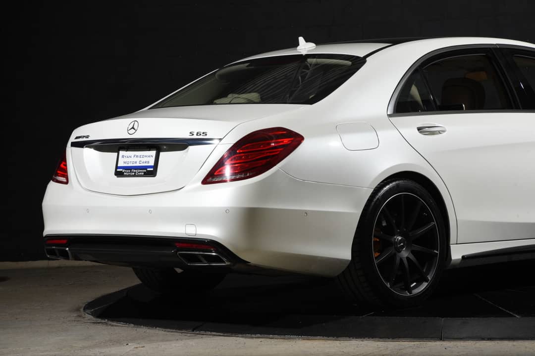 2016 Mercedes-Benz S-Class AMG S 65 — photo 17