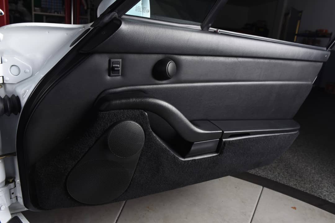 1998 Porsche 911 Carrera S — photo 18