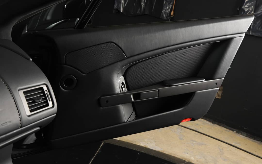2015 Aston Martin V8 Vantage GT — photo 11
