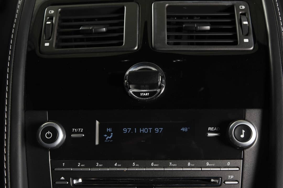 2015 Aston Martin V8 Vantage GT — photo 12