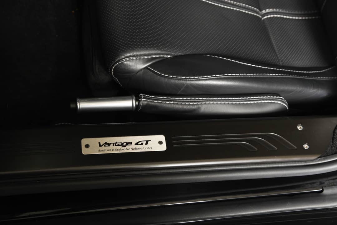 2015 Aston Martin V8 Vantage GT — photo 24