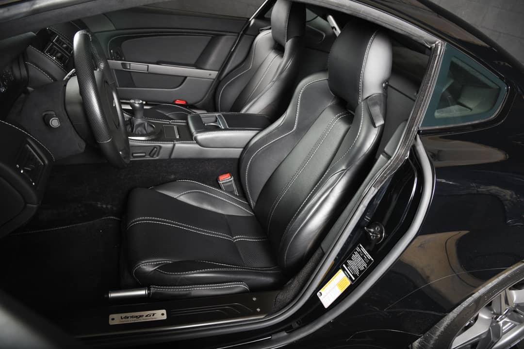2015 Aston Martin V8 Vantage GT — photo 25