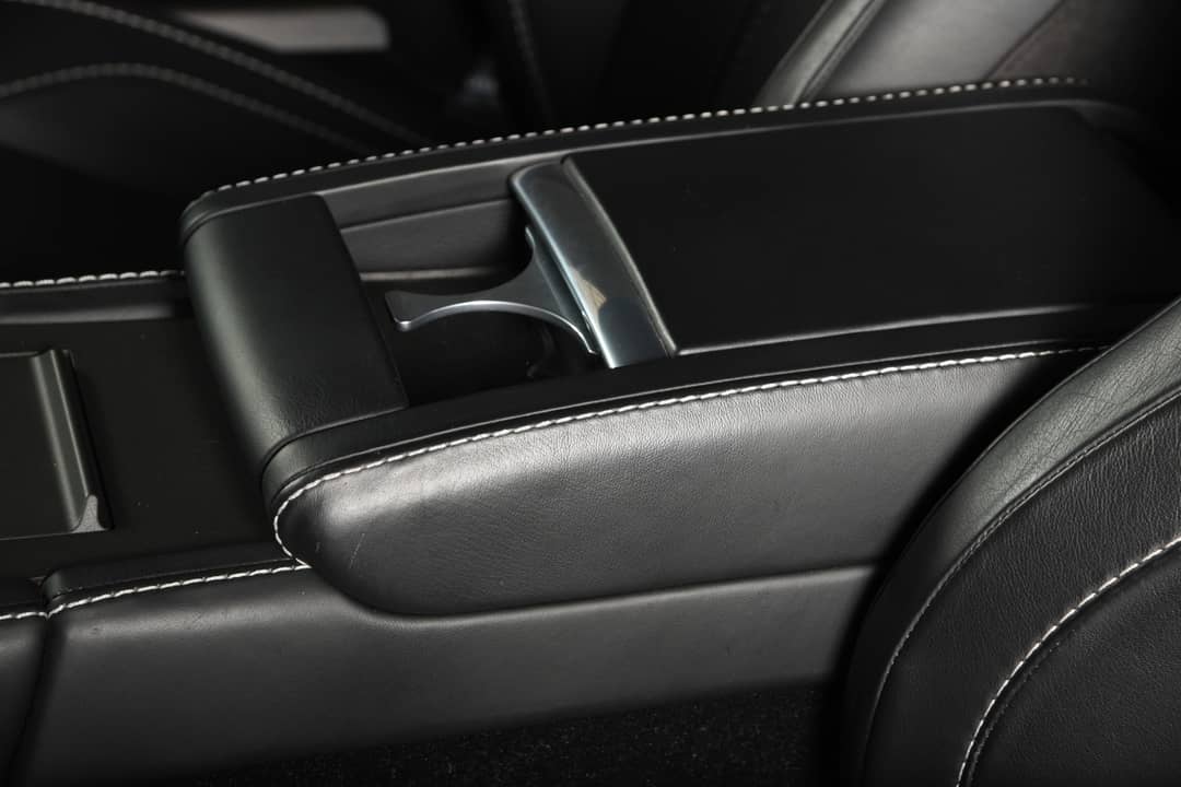2015 Aston Martin V8 Vantage GT — photo 26