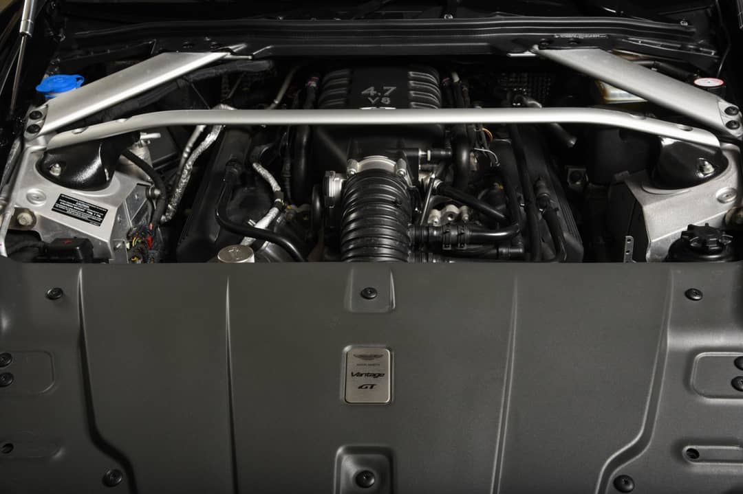 2015 Aston Martin V8 Vantage GT — photo 31