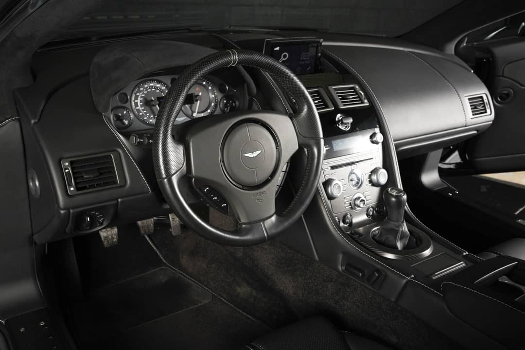 2015 Aston Martin V8 Vantage GT — photo 35