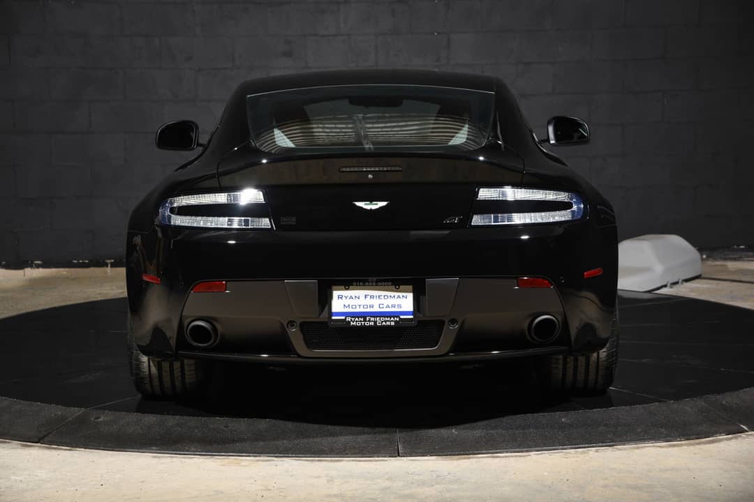 2015 Aston Martin V8 Vantage GT — photo 5