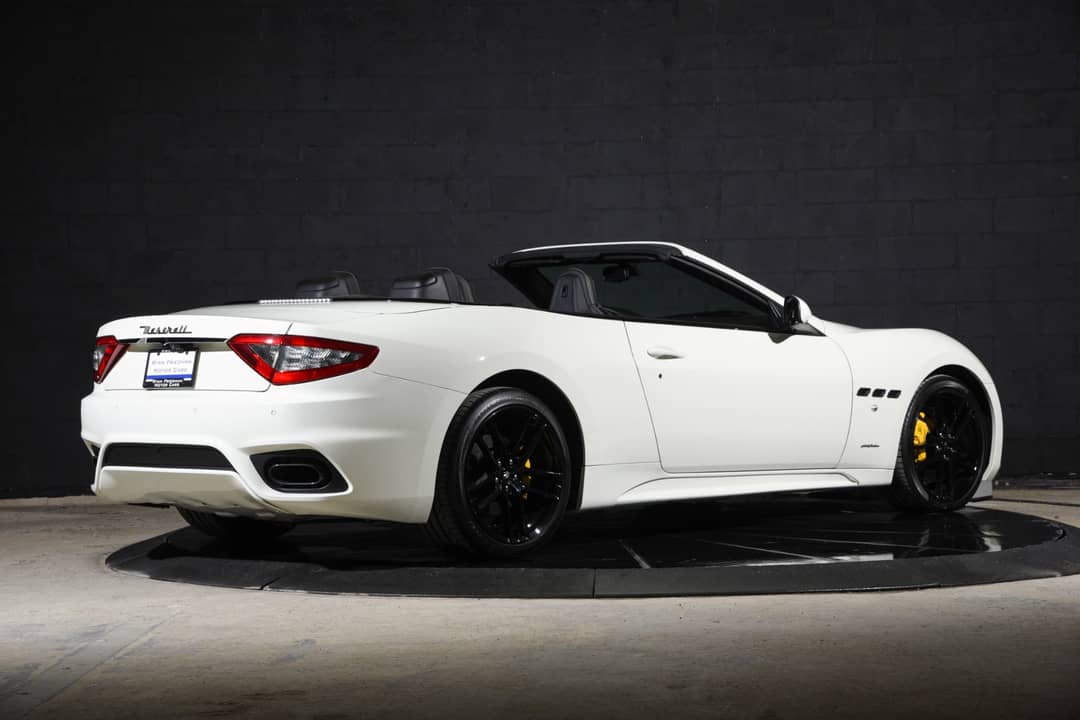 2018 Maserati GranTurismo Sport — photo 3