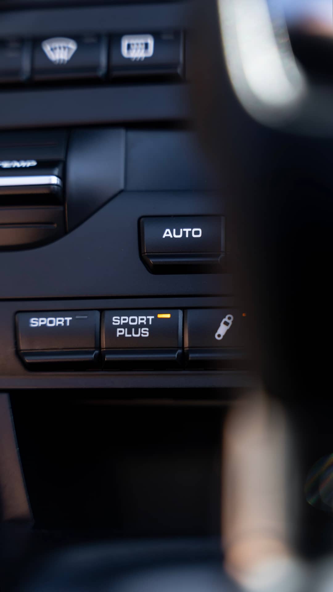 2011 Porsche 911 Turbo S — photo 18