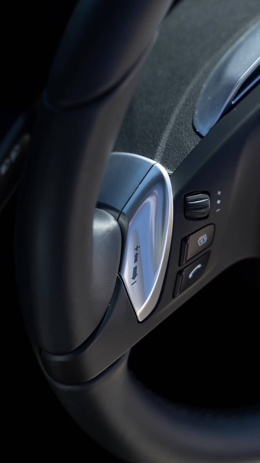 2011 Porsche 911 Turbo S — photo 28