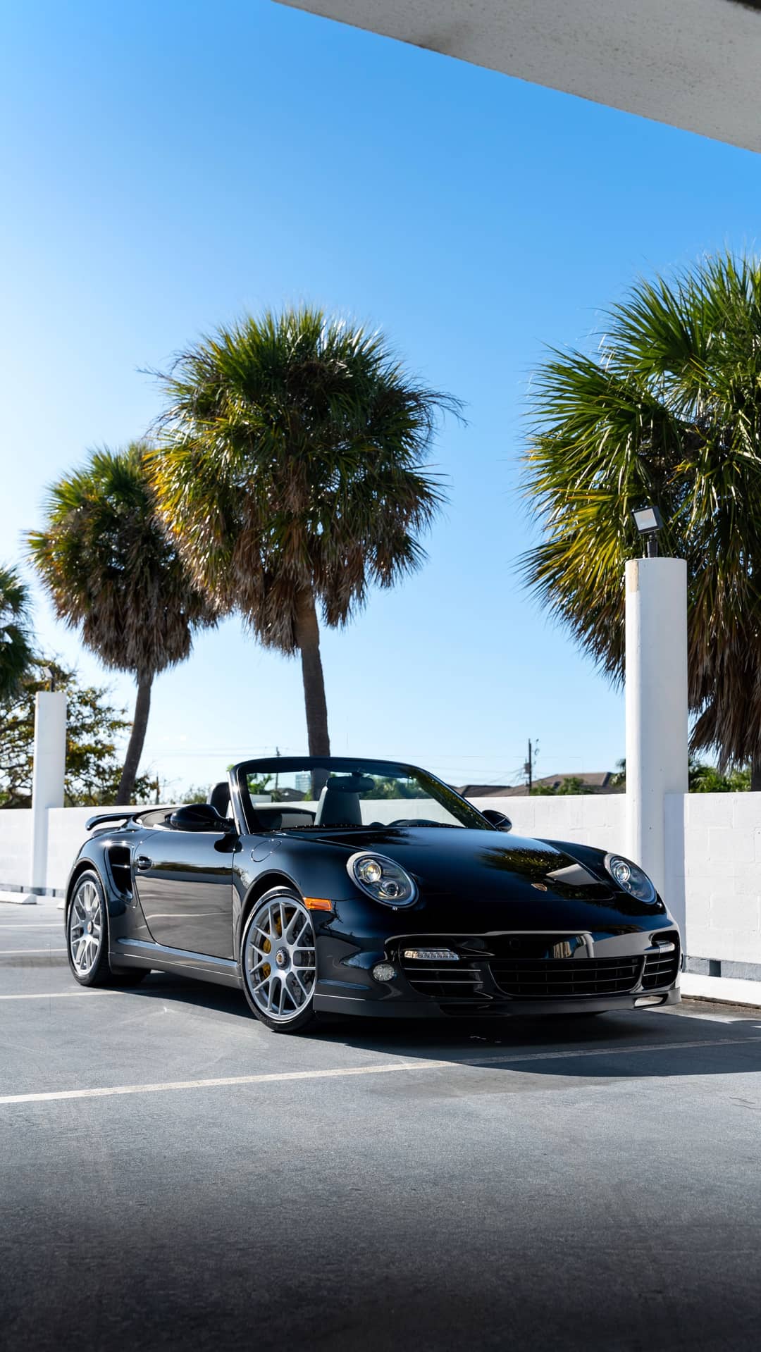 2011 Porsche 911 Turbo S — photo 32