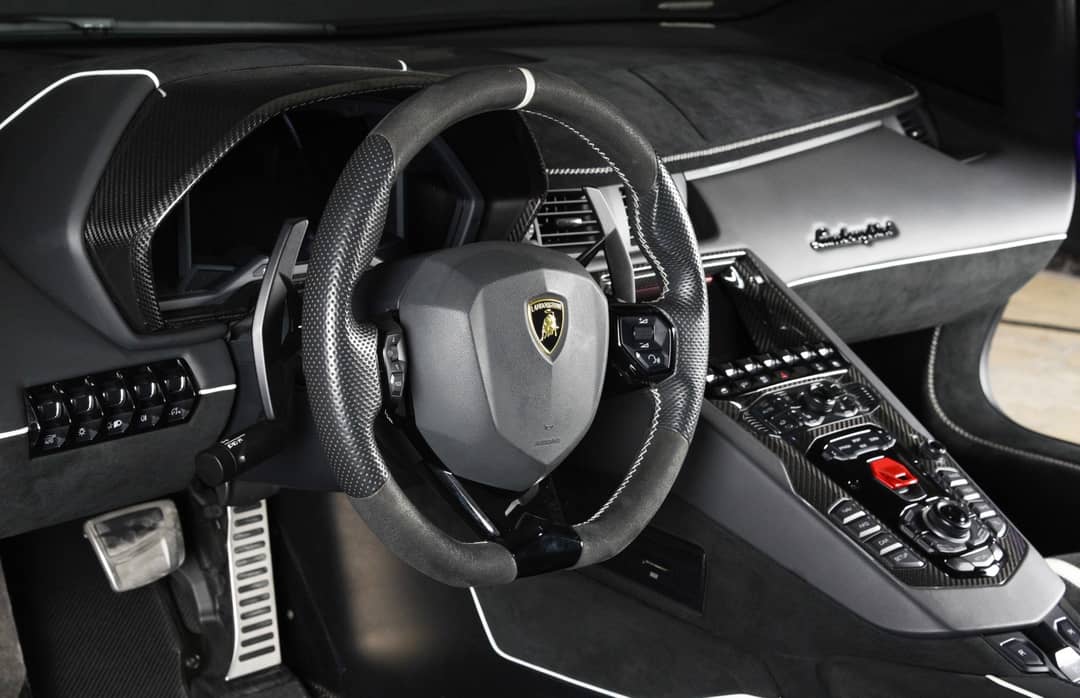2019 Lamborghini Aventador SVJ — photo 5