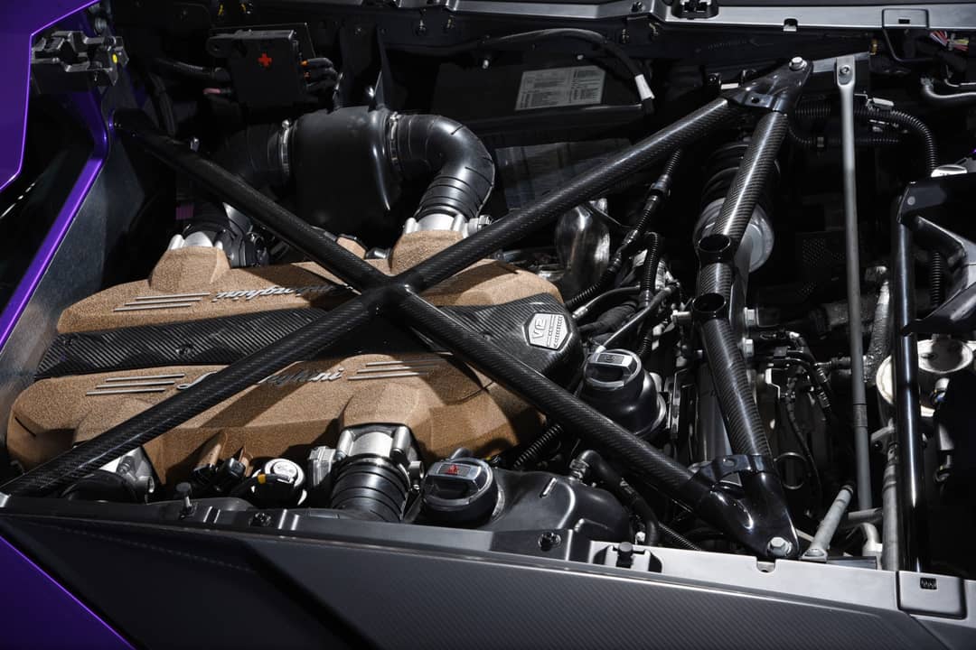 2019 Lamborghini Aventador SVJ — photo 8