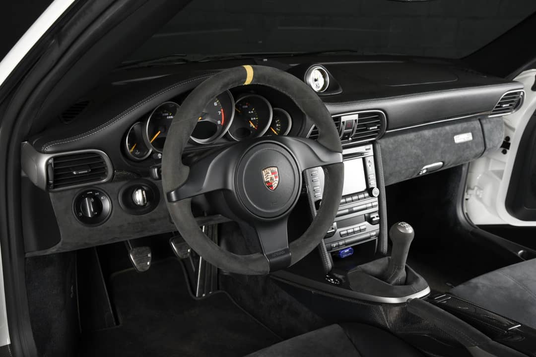 2011 Porsche 911 GT2 RS — photo 28