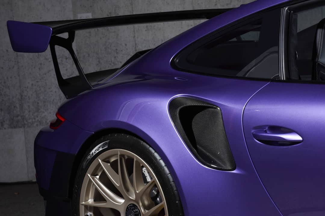 2018 Porsche 911 GT2 RS — photo 13