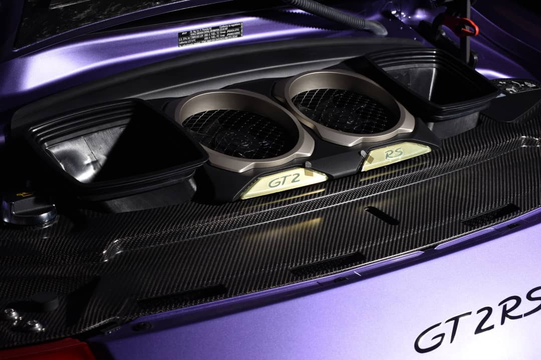 2018 Porsche 911 GT2 RS — photo 41