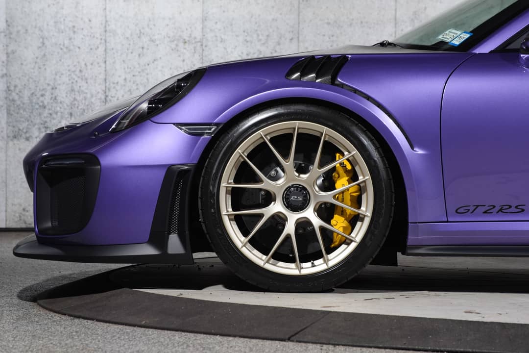 2018 Porsche 911 GT2 RS — photo 45