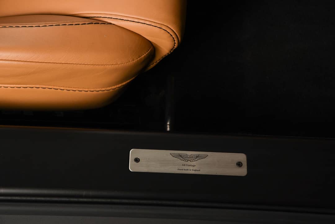 2011 Aston Martin V8 Vantage Roadster — photo 35
