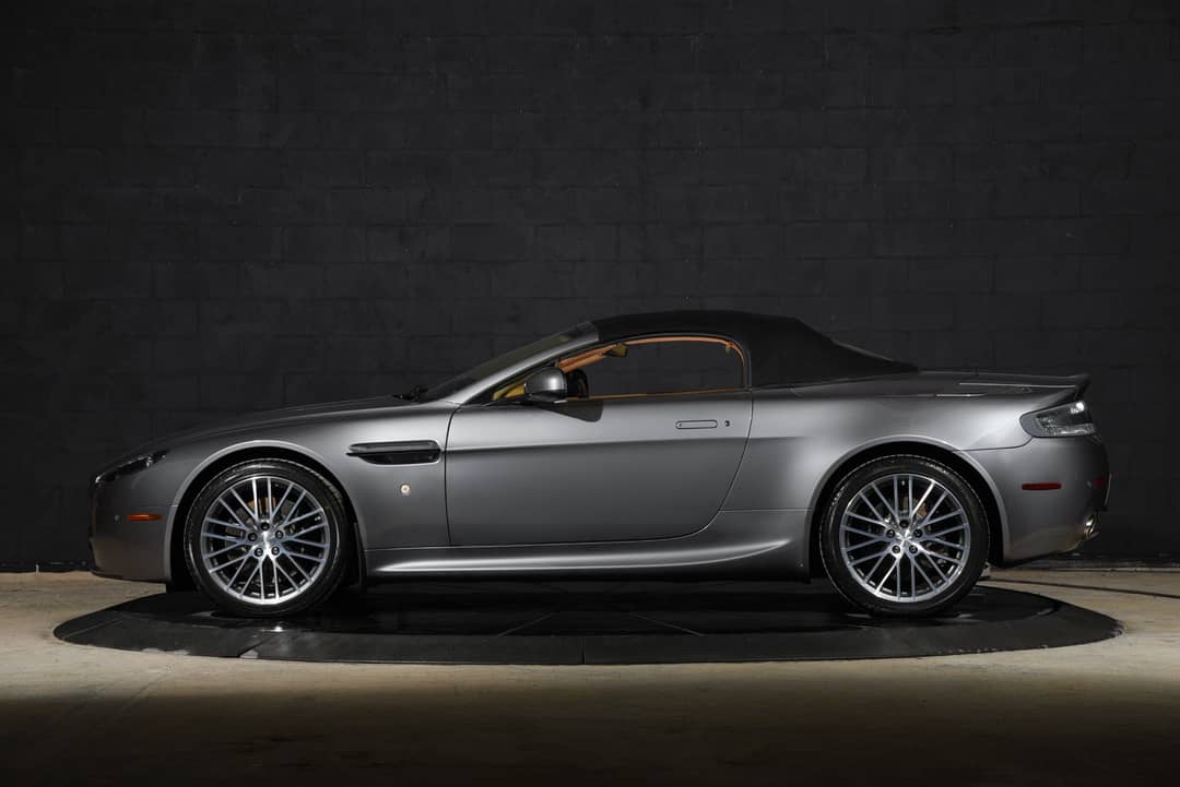 2011 Aston Martin V8 Vantage Roadster — photo 48