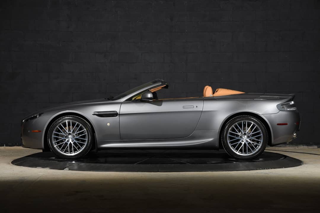 2011 Aston Martin V8 Vantage Roadster — photo 49